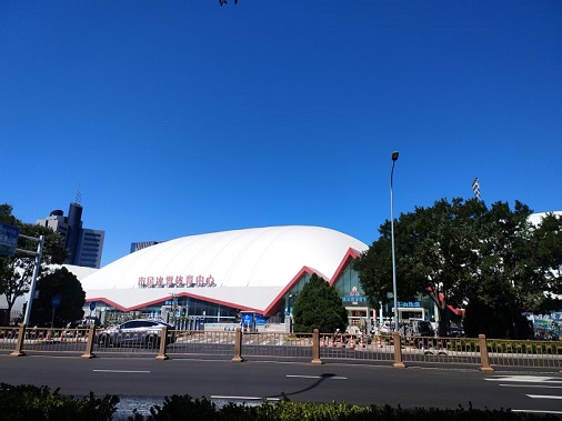 夏季安心之选：气膜建筑，不只抗雨更耐用